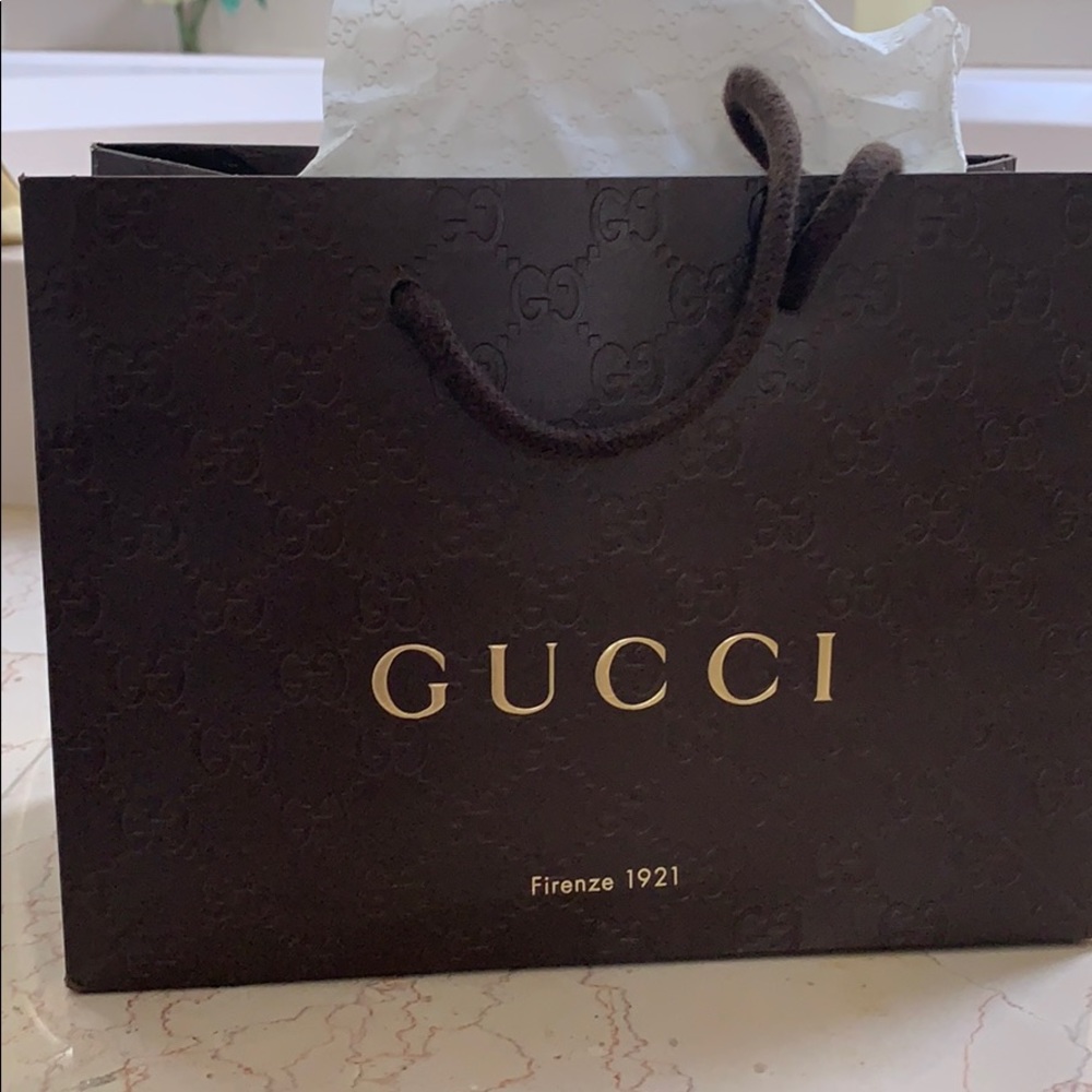 Gucci Shopping Bag embossed with Gucci print